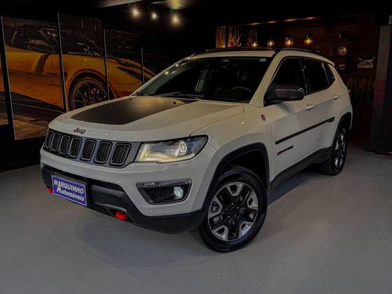 JEEP COMPASS 2.0 16V DIESEL TRAILHAWK 4X4 AUTOMÁTICO JEEP COMPASS 2.0 16V DIESEL TRAILHAWK 4X4 AUTOMÁTICO